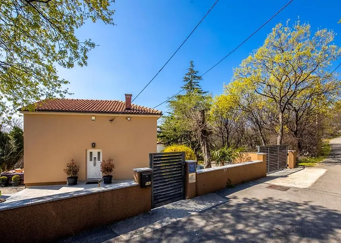 House Goga Ledenice