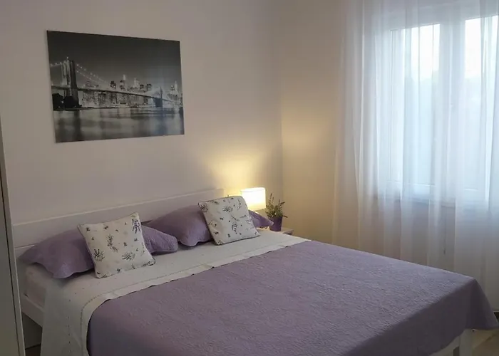 House Goga Ledenice